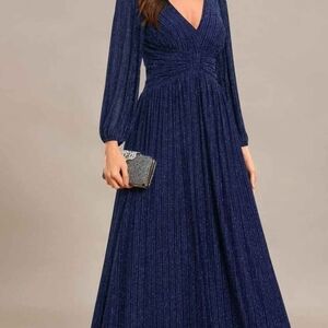 Elegant Navy Blue Evening Gown